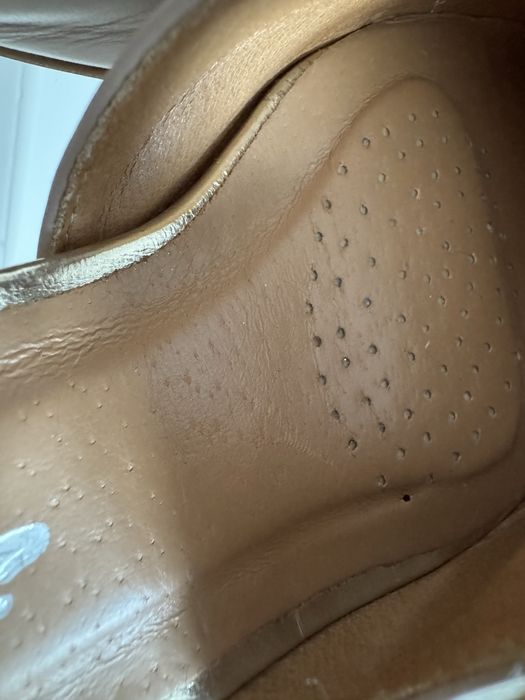 Prestige buty bezowe na slupku skora naturalna 39