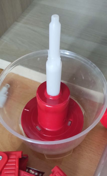 Material diverso para fazer e engarrafar cerveja e outras bebidas