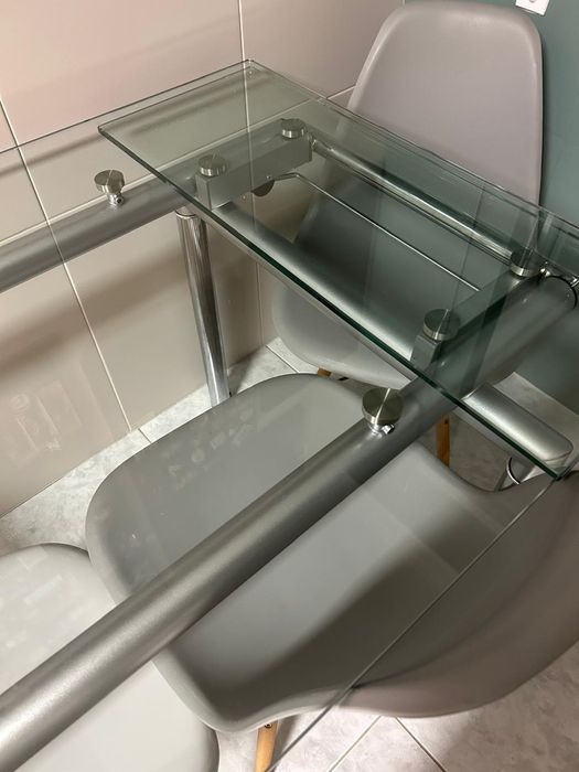 Mesa extensível muito resistente