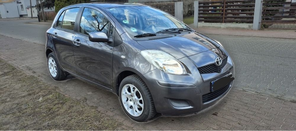 Toyota Yaris 2009r.
