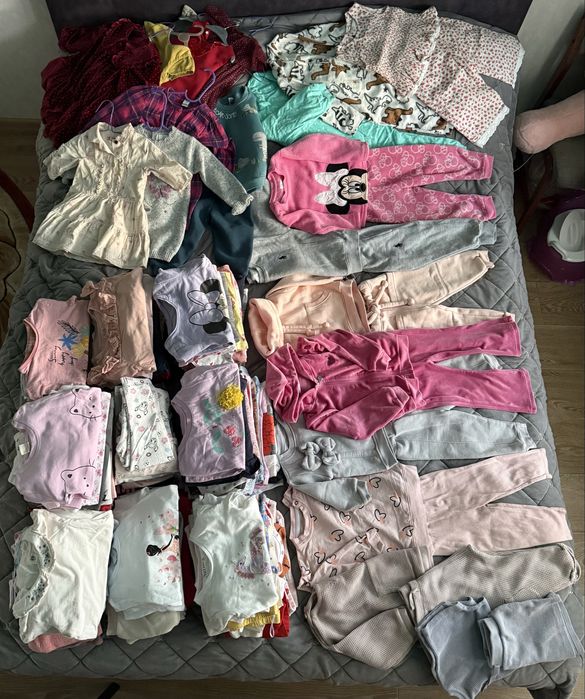 Одяг для дівчинки і хлопчика,боді,сліпи,комбінезони,взуття