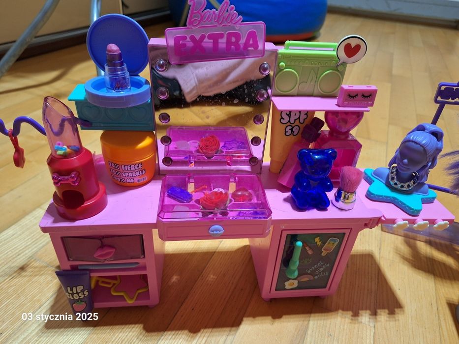 Zestaw toaletka barbie, 100 zl