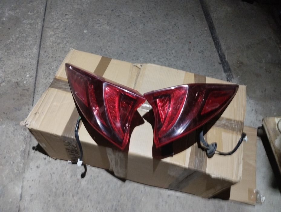 Задание фара Toyota Prius Prime 2019