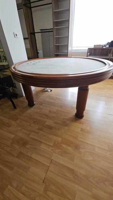 Módulos de arrumação, balcão de vendas e mesa de ótima qualidade