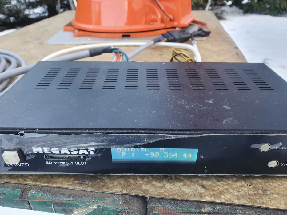 Satelitarna antena Caravanman 65 Premium Kamper Przyczepa