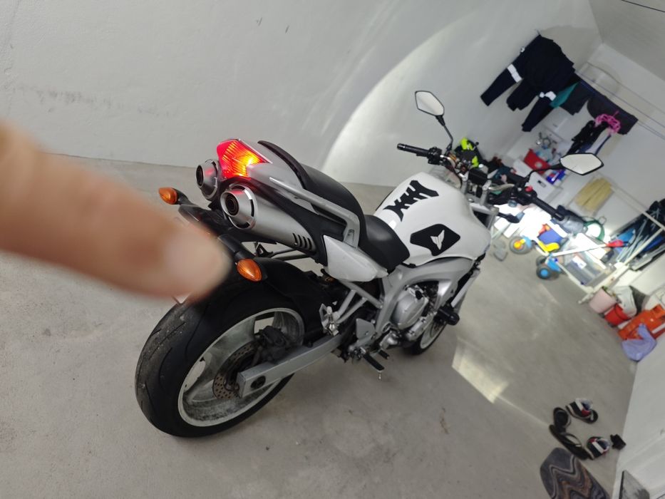 Vendo Yamaha FZ6N 2004 a mais nova