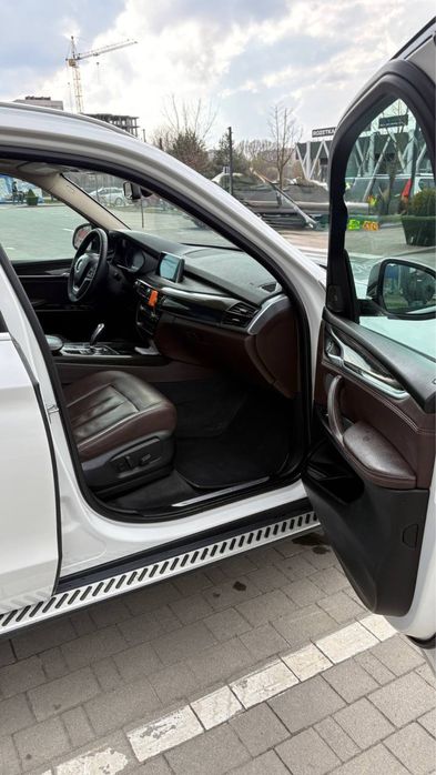 BMW X5 в Кузові F15
