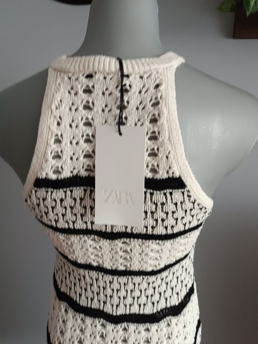 Sukienka ażurowa dziergana Zara