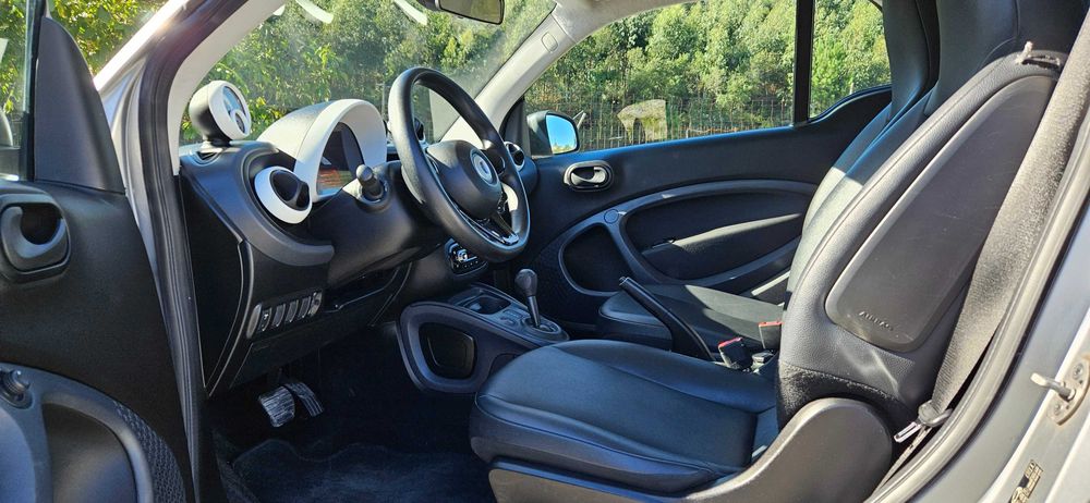 Vendo Smart ForTwo elétrico