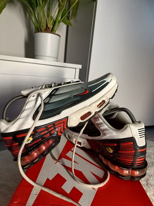 Nike Air Max Plus TN III White Red  (44)