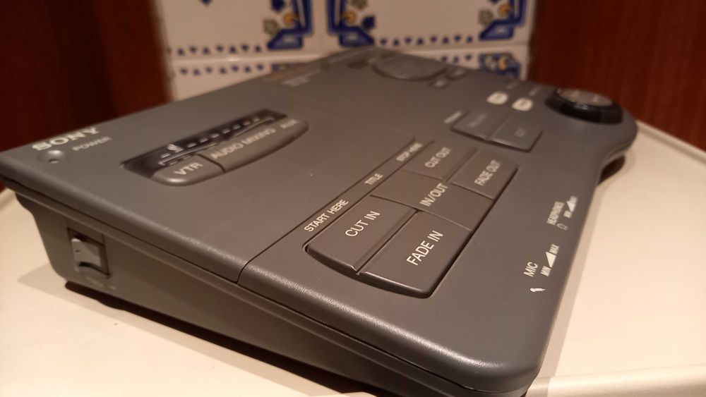 Sistema de edição de video/audio "Family Studio SONY XV-AL100E"