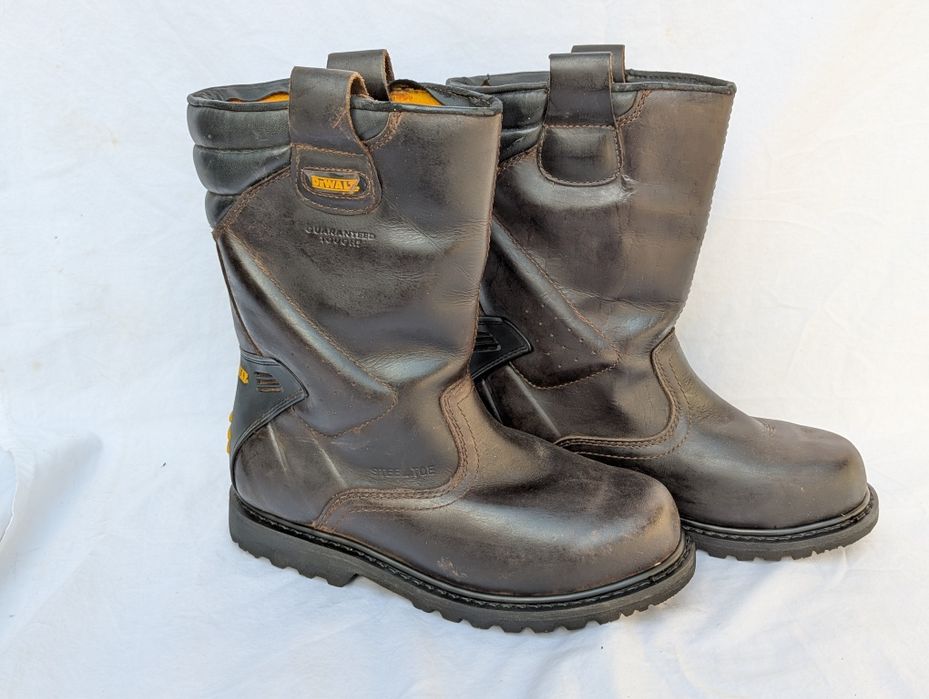 Робочі шкіряні чобітки DEWALT модель  Rigger Gyw  DWF50071-121, розм42