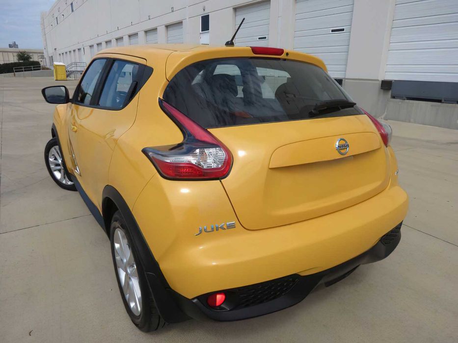 Nissan Juke SV      2016