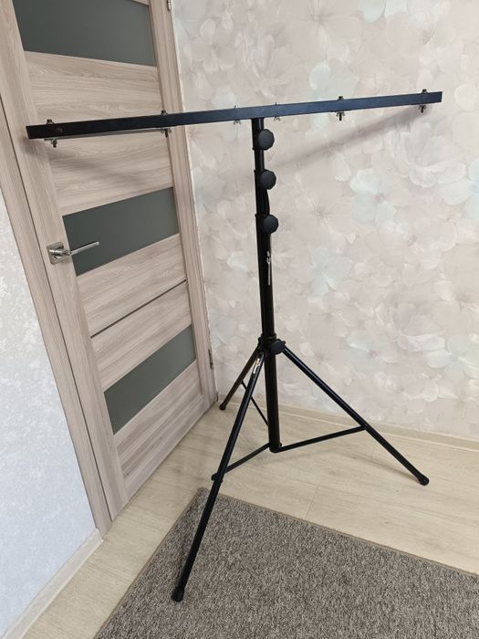 Стійка для освітлення,стойка для светового оборудования,штатив,светому