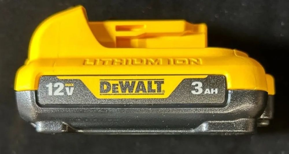 Акумуляторна батарея DEWALT DCB122 (DCB127) Li-Ion 2.0 Ah 12V MAX* XR