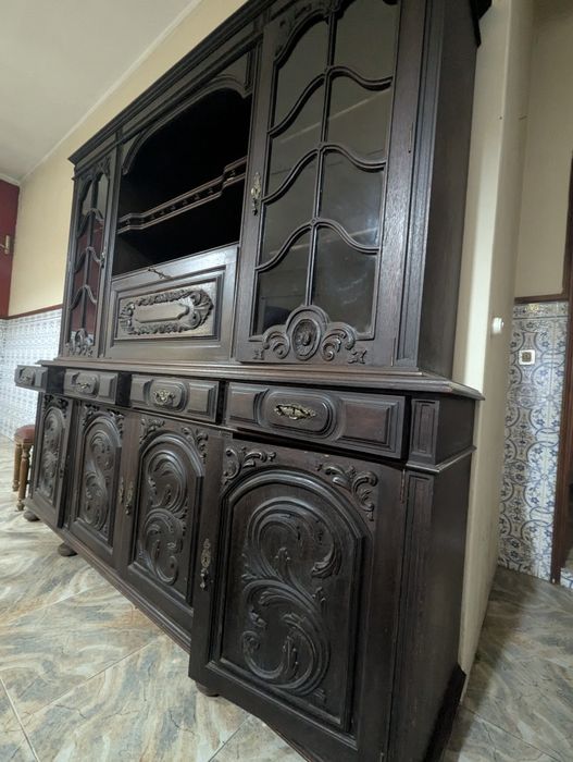 Móvel Antigo em bom estado