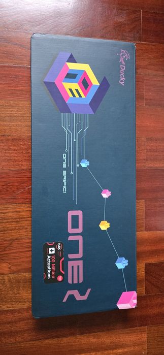 Teclado mecânico Ducky One 2 Full Size, Cherry Brown Switches