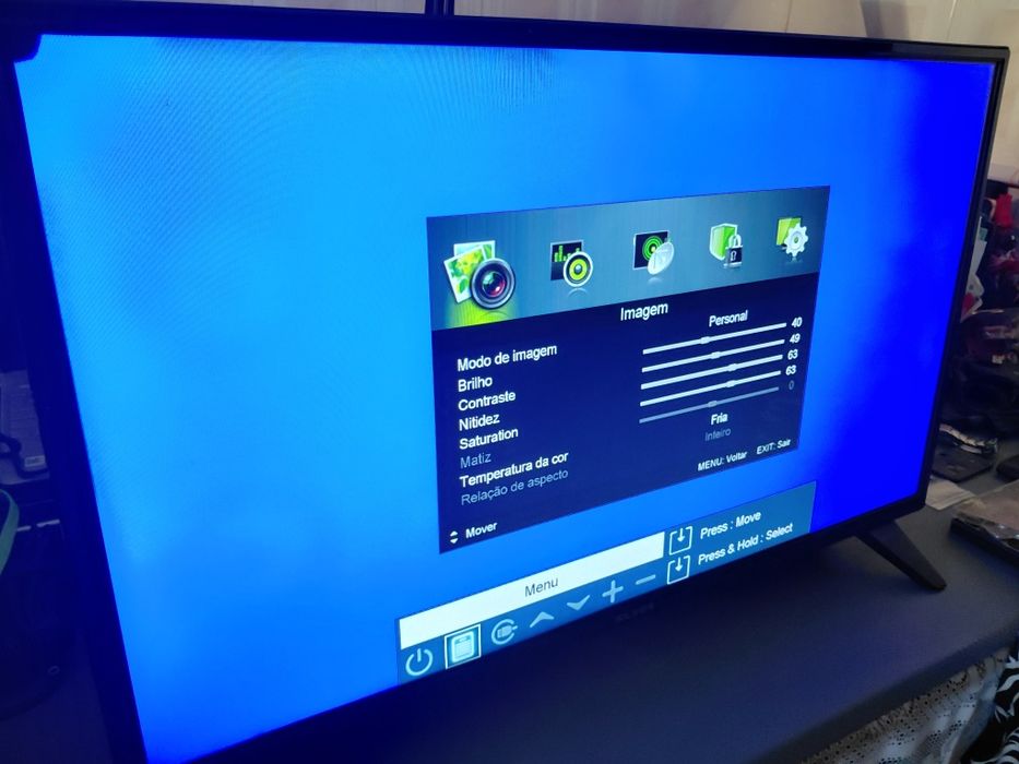 Tv silver 37 impecavel