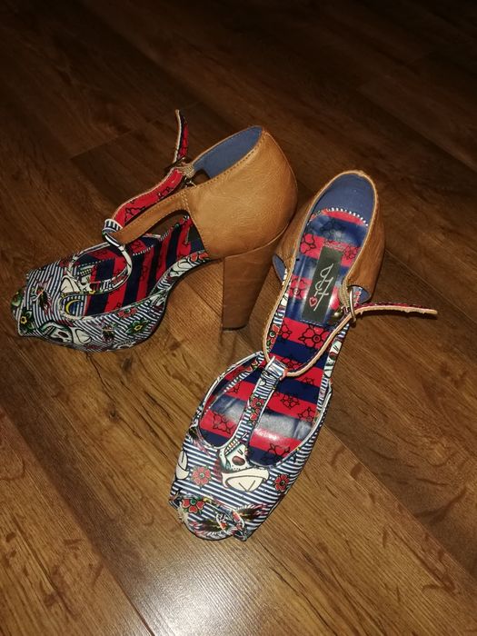 Sprzedam buty pin-up Iron Fist