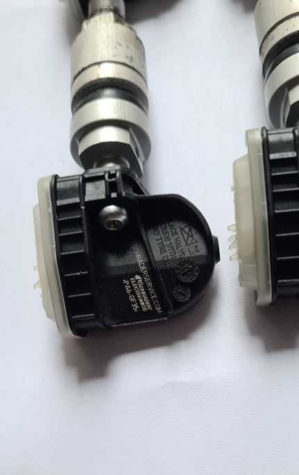 Czujniki ciśnienia powietrza TPMS FORD Focus Mondeo S-Max Fiesta C-max