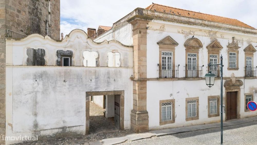 Palacete, Alter do Chão