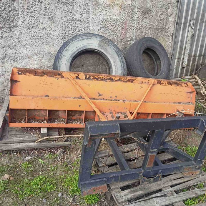 Фронтальний погрузчик ПМТС 1200