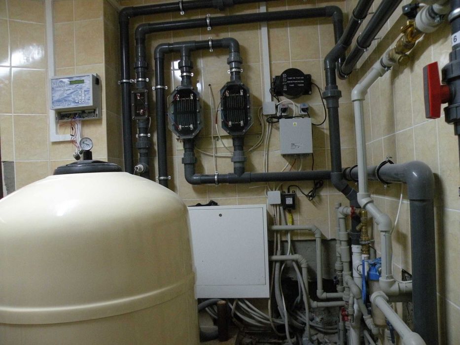 Консультации в строительстве бассейна. Подбор и продажа оборудования.