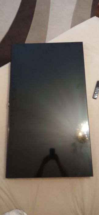 Телевізор Samsung UE50TU8000UXUA не робочий. Вийшла з ладу матриця.