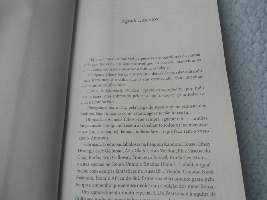 ATRAIDA por Sylvia Day (da série Crossfire)