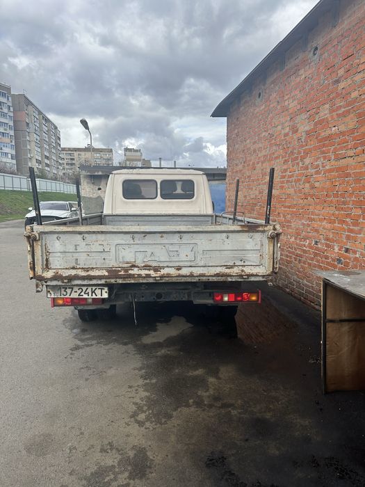 Продам Газель 3302 з переоформленням