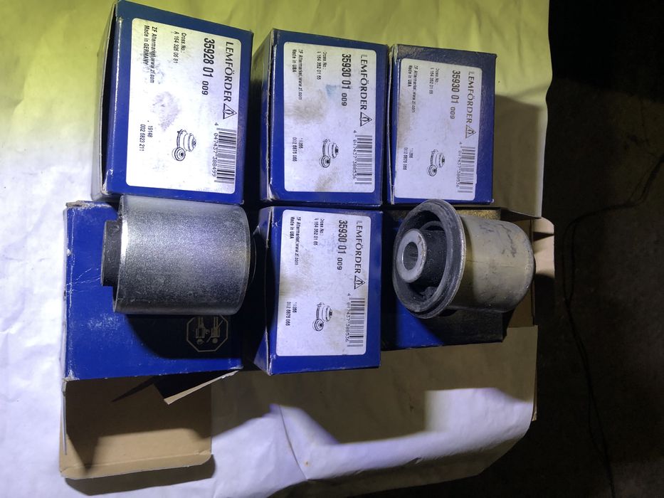 Сайленблоки заднього ричага Gl-ML 164.