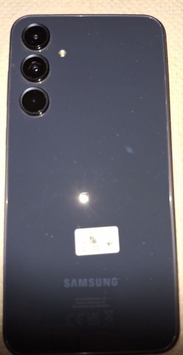 Продам телефон samsung A35 8/256gb