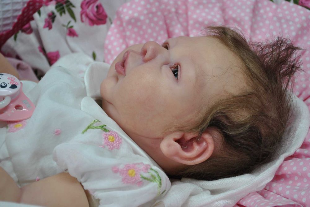 Niezwykle realistyczna lalka reborn oryginalny kit od ręki brzuszek
