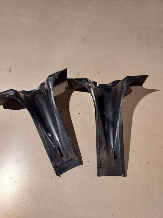 Oslony dolne słupka b fiat 125p