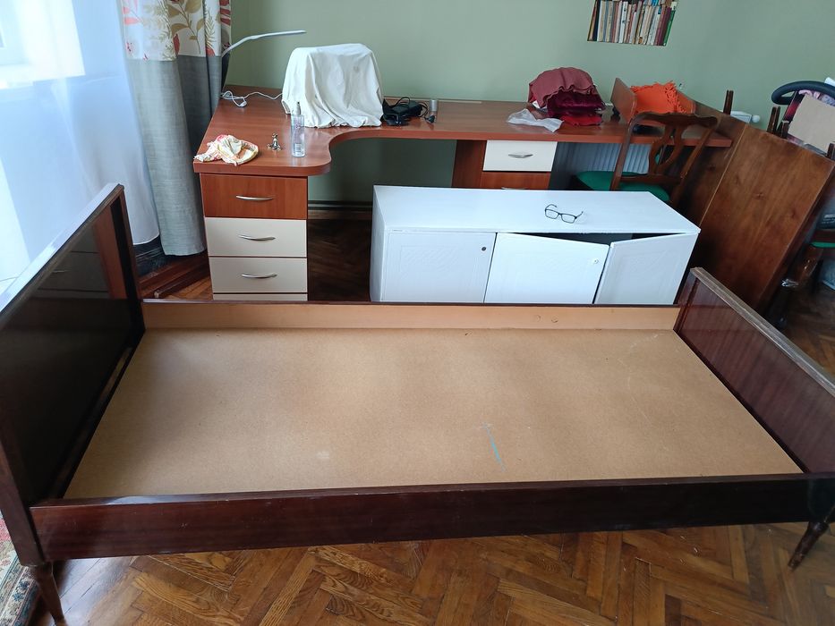 Рогатин.Румунські односпальні ліжка з нат. дерева