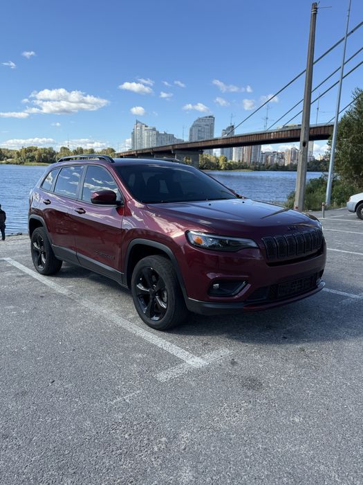 Продам Jeep Cherokee в рассрочку, викуп авто