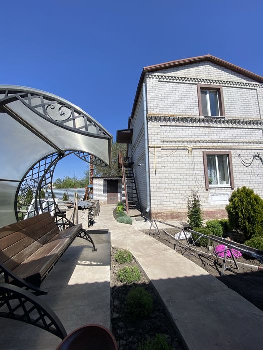 Продам 2х этажный дом с.Губиниха