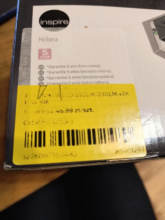 Lampki ścienne Nikea