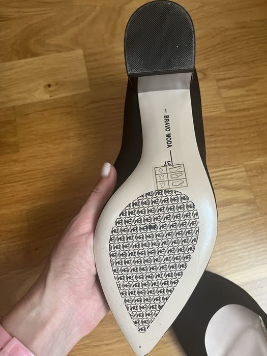 чорні замшеві туфлі жіночі 37 розмір