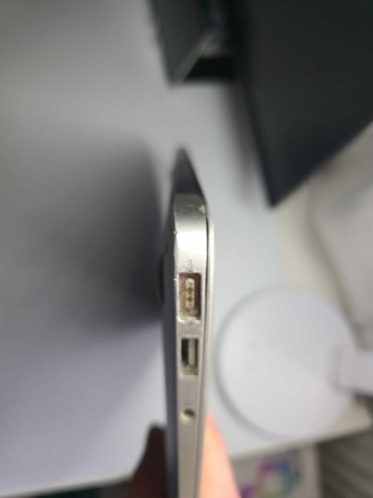 Macbook Air A1370 Mid-2011