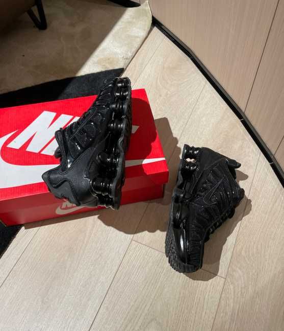 Nike Shox TL Czarny R.44