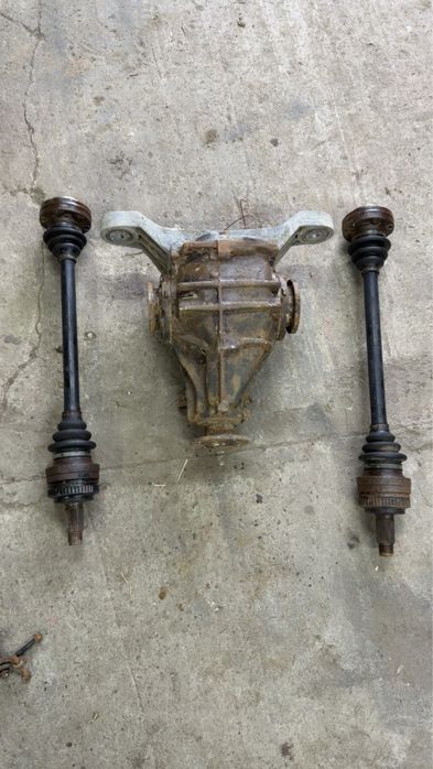 Dyfer połosie BMW E36 Mała Głowa