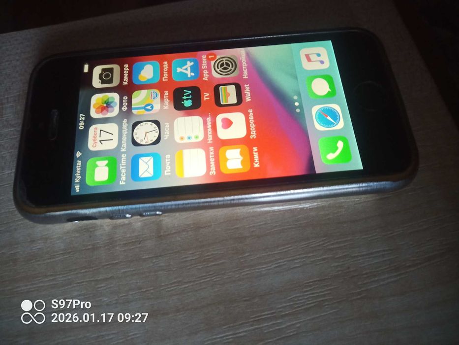 Продам iPhone 5s