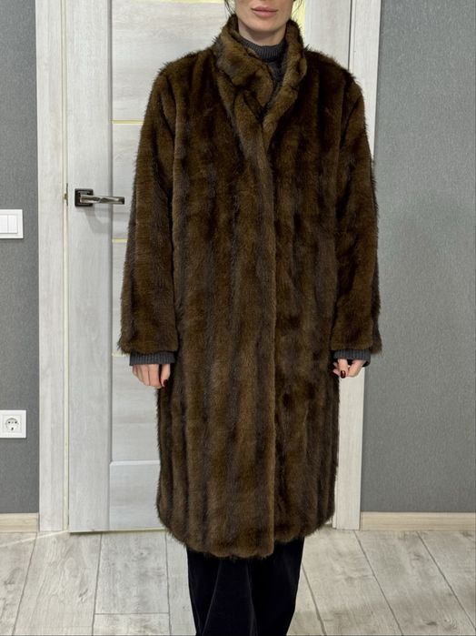 Шуба нова довга