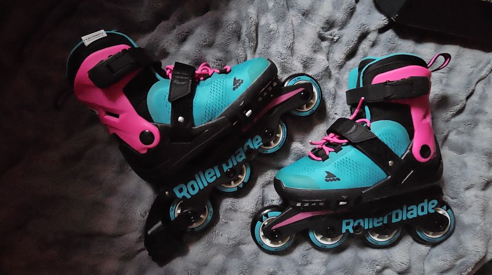 Ролики Rollerblade Microblade, розмір 33–36,5, майже як нові