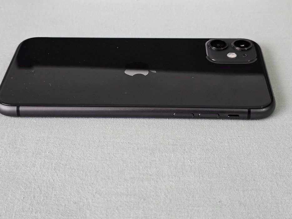 Iphone 11 128Gb. 83% Bateria.  Como novo. Tudo de origem