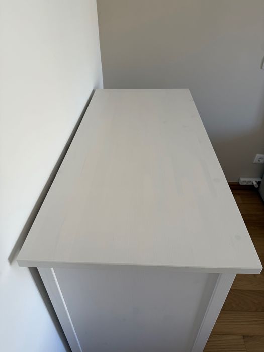 Cómoda Hemnes IKEA