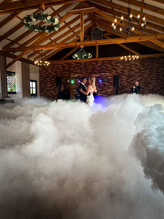 Fotobudka 360, Ciężki dym, Fontanny Iskier, Ledowy Napis ,,Love"