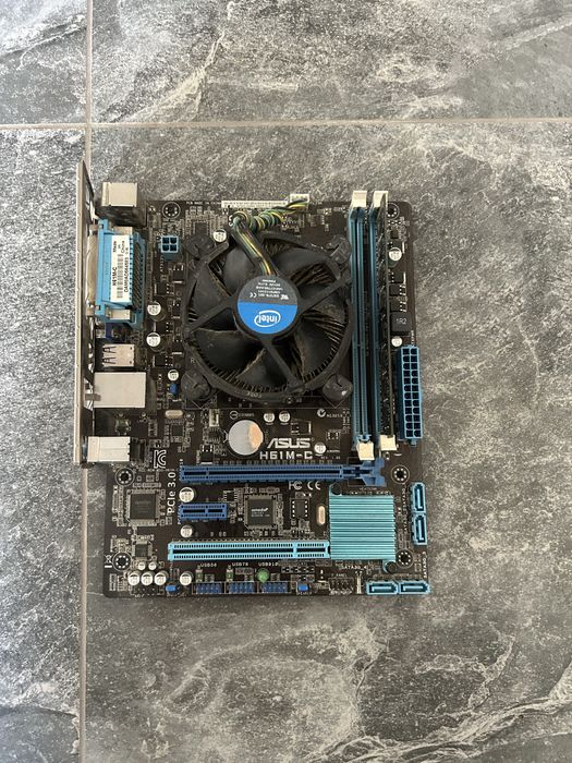 Продам  комплектуюси до ПК