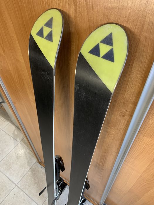 Narty Fischer RC4 Worldcup 160cm FIS + wiązania + pokrowiec